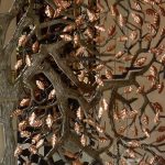 Jesensko drevo - kovani bakreni listi - detajl kovanih notranjih vrat