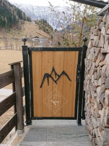 Dvoriščna vrata za osebni prehod